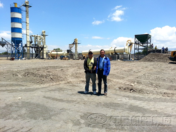 球磨機客戶現(xiàn)場 球磨機客戶現(xiàn)場