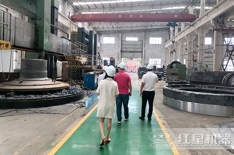 客戶到設(shè)備生產(chǎn)車間實(shí)地考察 客戶到設(shè)備生產(chǎn)車間實(shí)地考察