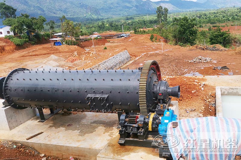 大型棒磨機(jī)工作現(xiàn)場(chǎng)圖片 大型棒磨機(jī)工作現(xiàn)場(chǎng)圖片