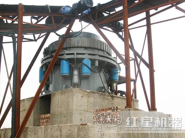 液壓圓錐破碎機