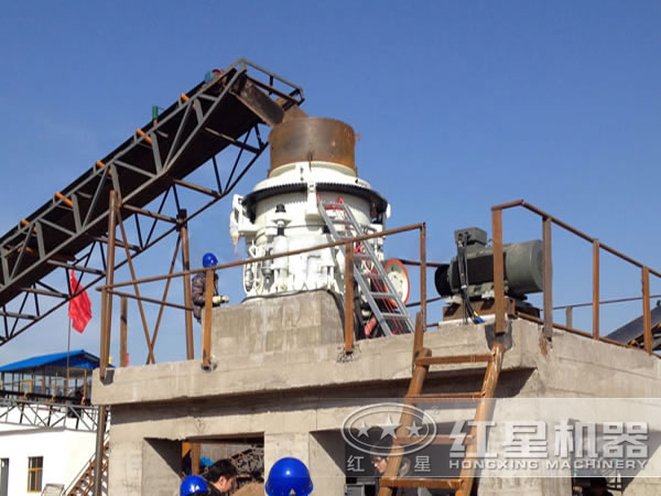 鐵礦破碎機應(yīng)用現(xiàn)場