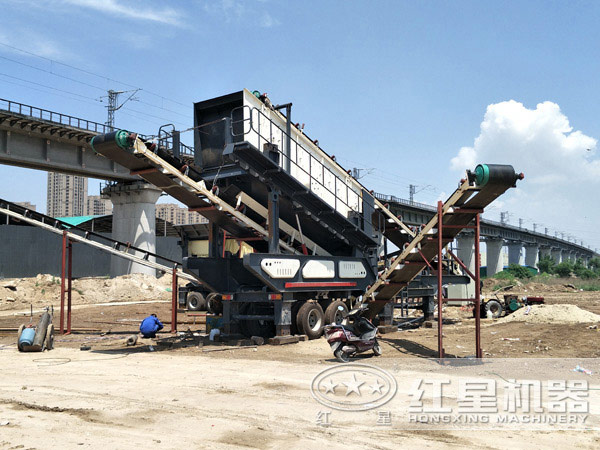 HX系列移動(dòng)破碎站