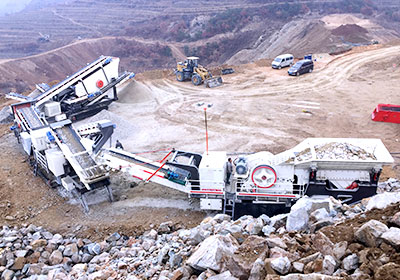 山東煙臺400t/h青石履帶移動破生產(chǎn)線