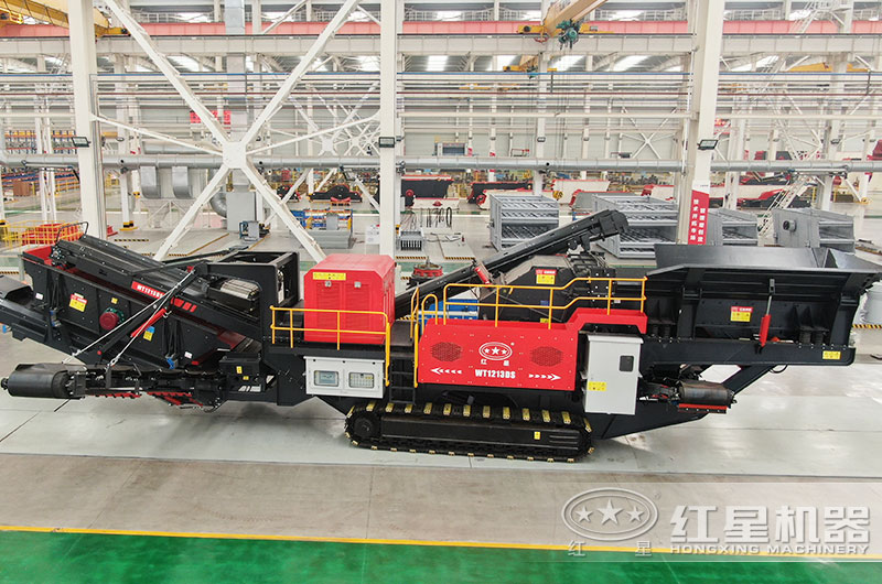 移動履帶碎石機圖片