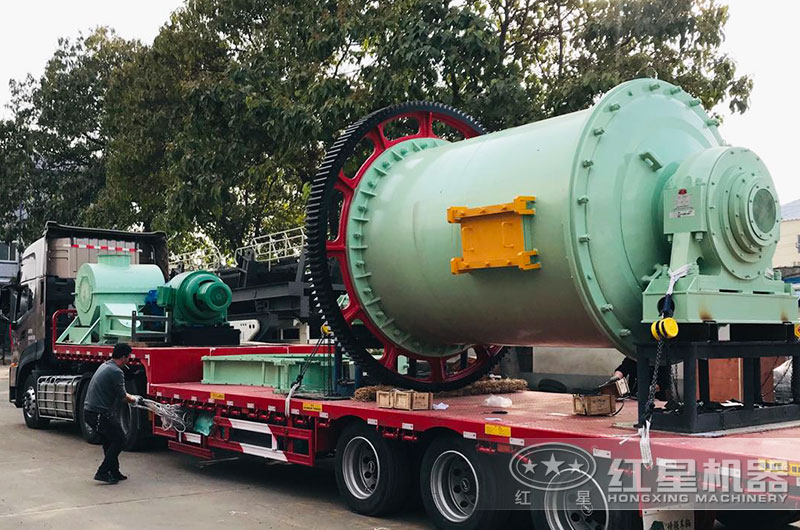 設(shè)備裝車發(fā)貨中 設(shè)備裝車發(fā)貨中