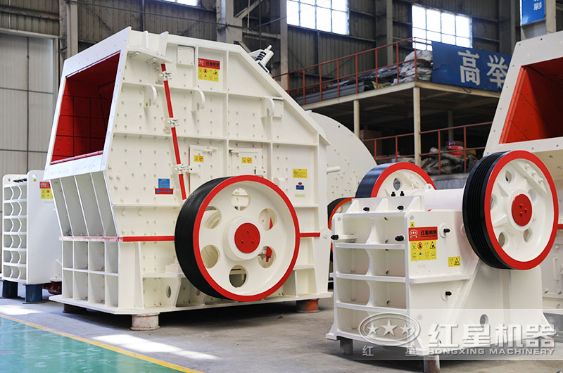 碎石機(jī)圖片 碎石機(jī)圖片