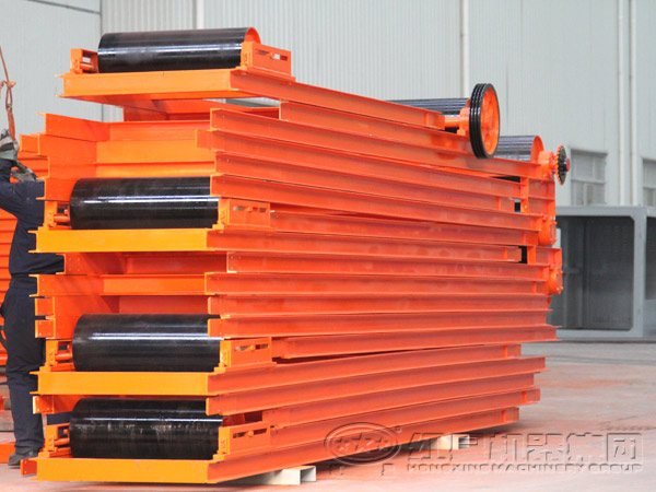 皮帶輸送機(jī)