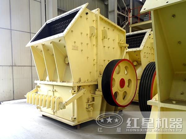 單段重錘式破碎機(jī)