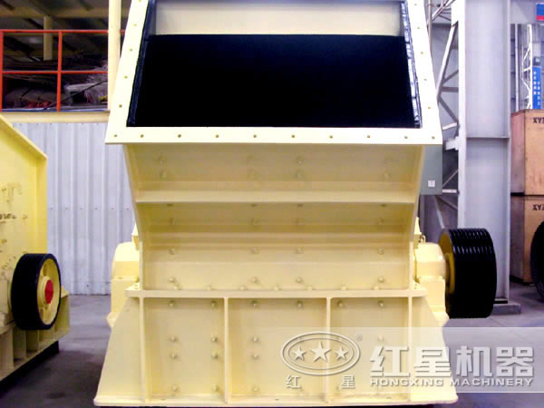 高產(chǎn)反擊式破碎機(jī)