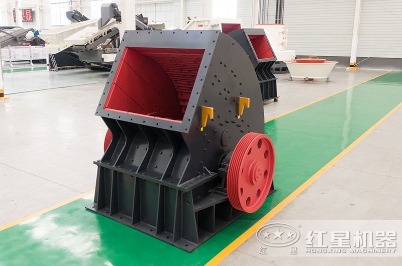 石灰石錘式破碎機(jī)圖片 石灰石錘式破碎機(jī)圖片