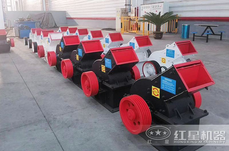 小型錘式碎石粉碎機(jī)圖片 小型錘式碎石粉碎機(jī)圖片