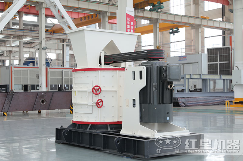 小型復(fù)合式制砂機(jī)圖片 小型復(fù)合式制砂機(jī)圖片