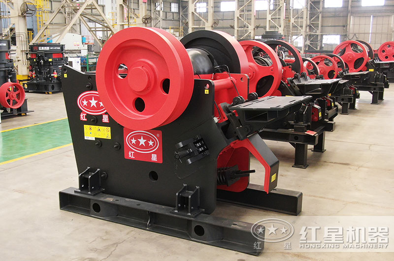 顎式石英砂破碎機圖片 顎式石英砂破碎機圖片