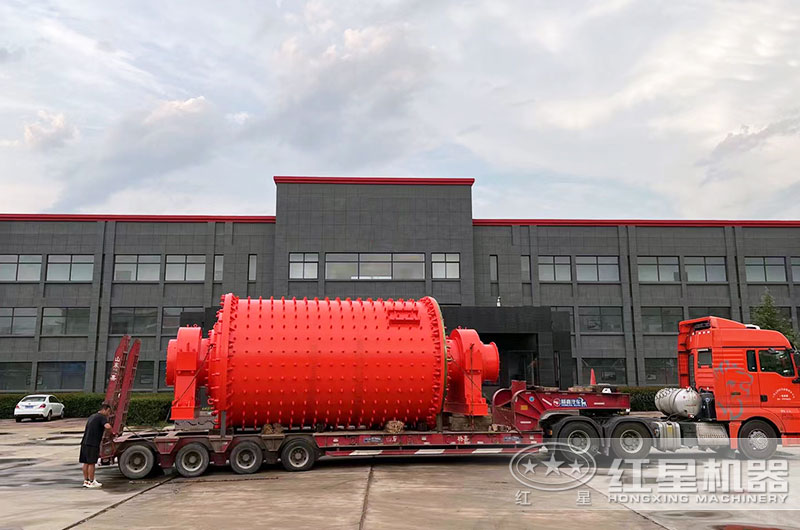 設(shè)備裝車發(fā)貨中 設(shè)備裝車發(fā)貨中