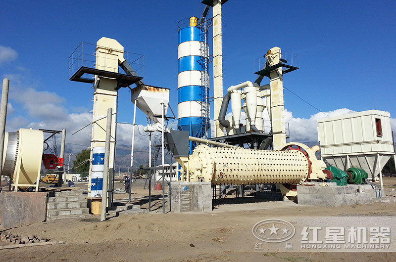 1245球磨機工作現(xiàn)場圖片 1245球磨機工作現(xiàn)場圖片