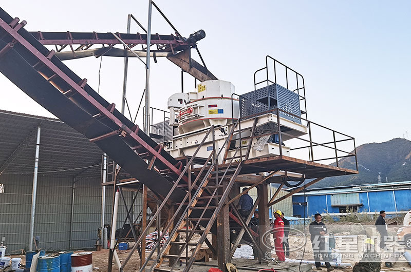 河北客戶制砂機工作現(xiàn)場圖 河北客戶制砂機工作現(xiàn)場圖