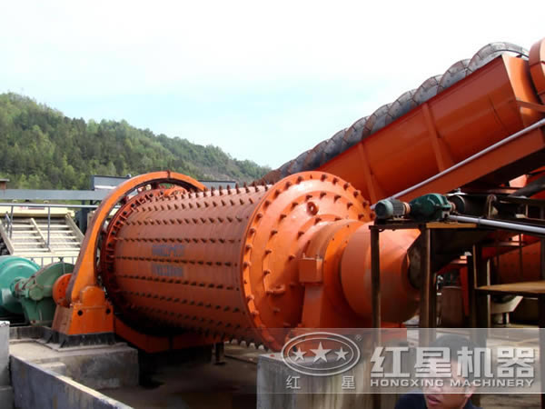 水煤漿球磨機(jī)現(xiàn)場圖 水煤漿球磨機(jī)現(xiàn)場圖