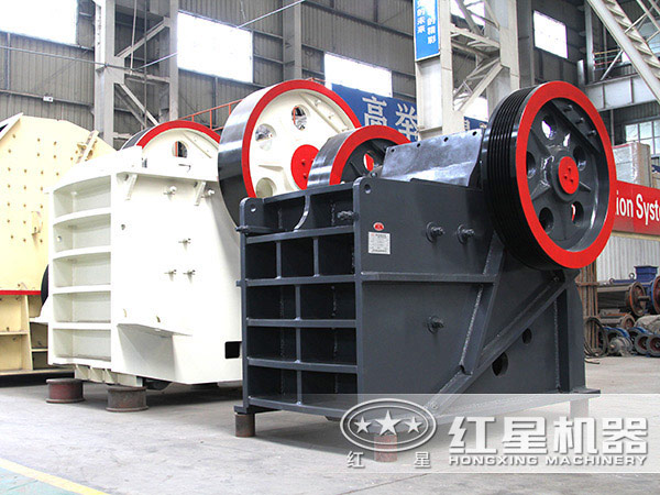 紅星機(jī)器礦石破碎機(jī)圖片 紅星機(jī)器礦石破碎機(jī)圖片