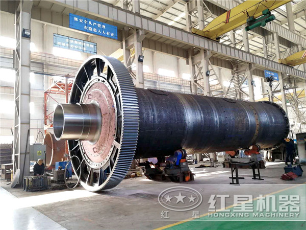 紅星機(jī)器石灰石球磨機(jī)現(xiàn)場(chǎng)定制 紅星機(jī)器石灰石球磨機(jī)現(xiàn)場(chǎng)定制