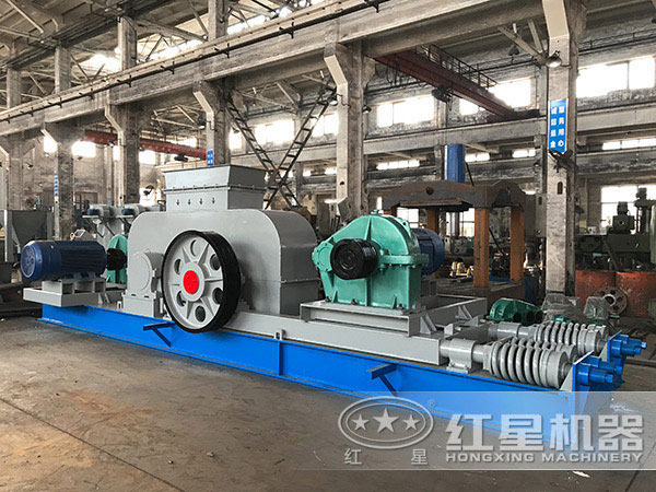 雙輥破碎機(jī)車(chē)間圖 雙輥破碎機(jī)車(chē)間圖