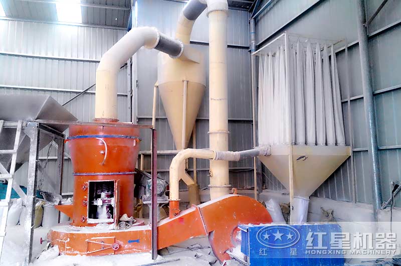 HGM超細(xì)磨粉機(jī)客戶現(xiàn)場(chǎng) HGM超細(xì)磨粉機(jī)客戶現(xiàn)場(chǎng)