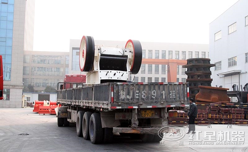 紅星機器鄂破機現(xiàn)場發(fā)貨圖 紅星機器鄂破機現(xiàn)場發(fā)貨圖