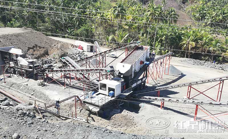 車(chē)載流動(dòng)磨沙機(jī)作業(yè)現(xiàn)場(chǎng) 車(chē)載流動(dòng)磨沙機(jī)作業(yè)現(xiàn)場(chǎng)