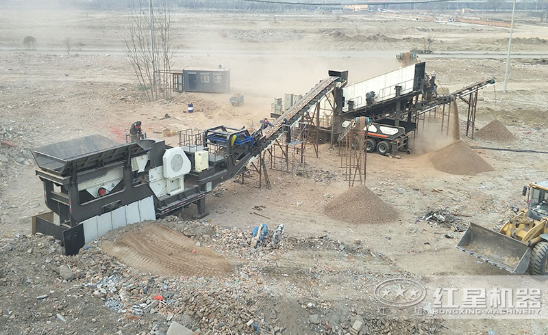 鄂破機(jī)作業(yè)現(xiàn)場 鄂破機(jī)作業(yè)現(xiàn)場