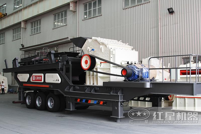 50萬元小型移動碎石機(jī) 50萬元小型移動碎石機(jī)