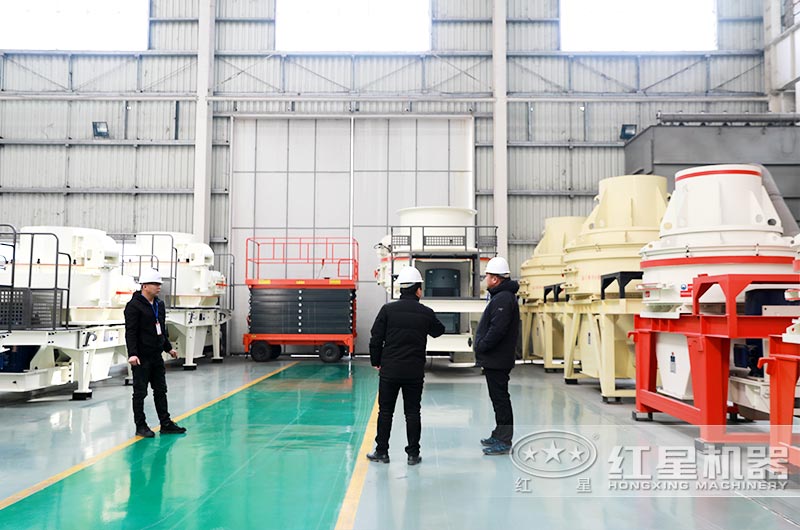 選擇小型立軸破碎機時要多多考察 選擇小型立軸破碎機時要多多考察