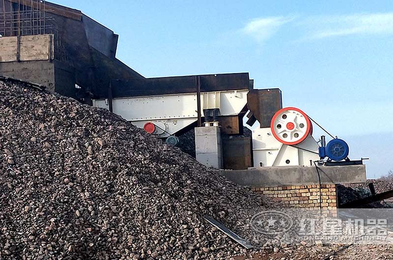 鄂破機(jī)生產(chǎn)現(xiàn)場 鄂破機(jī)生產(chǎn)現(xiàn)場