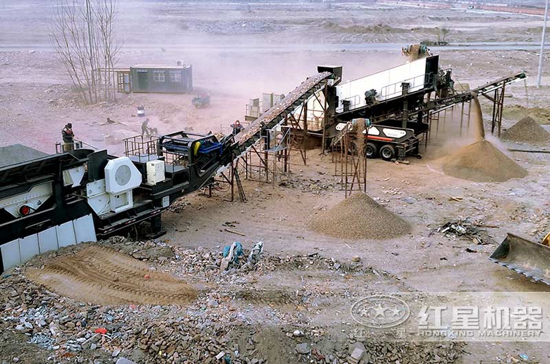 可移動石子破碎機設(shè)備作業(yè)現(xiàn)場