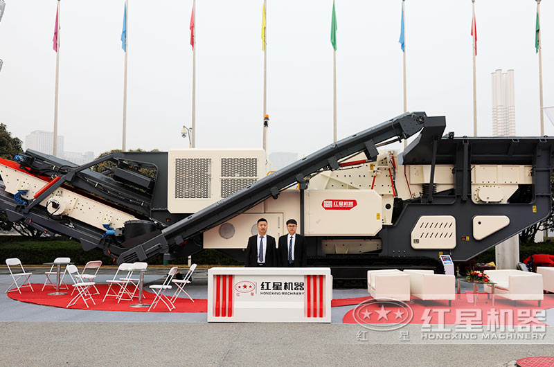 履帶式顎破反擊破可移動(dòng)式破碎機(jī) 履帶式顎破反擊破可移動(dòng)式破碎機(jī)