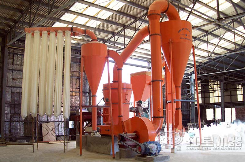 HGM超細(xì)磨用戶現(xiàn)場(chǎng) HGM超細(xì)磨用戶現(xiàn)場(chǎng)