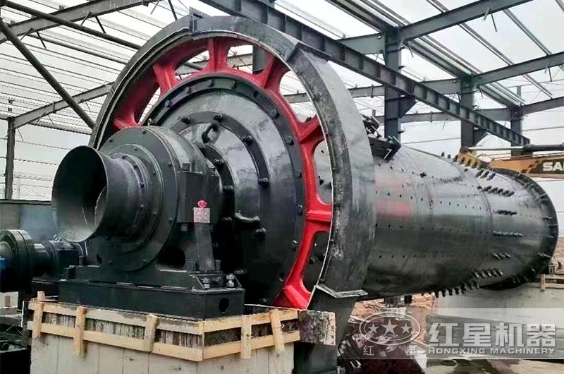 棒磨式制砂機(jī)安裝現(xiàn)場 棒磨式制砂機(jī)安裝現(xiàn)場