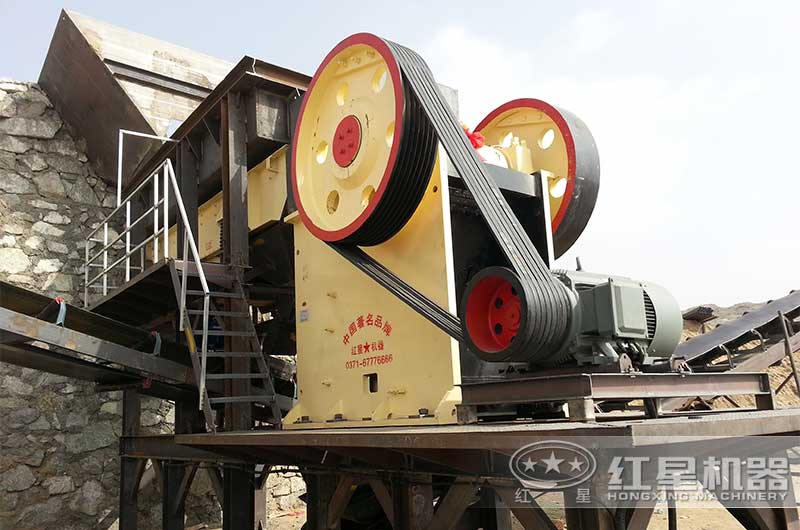 顎式破碎機是粗破設(shè)備