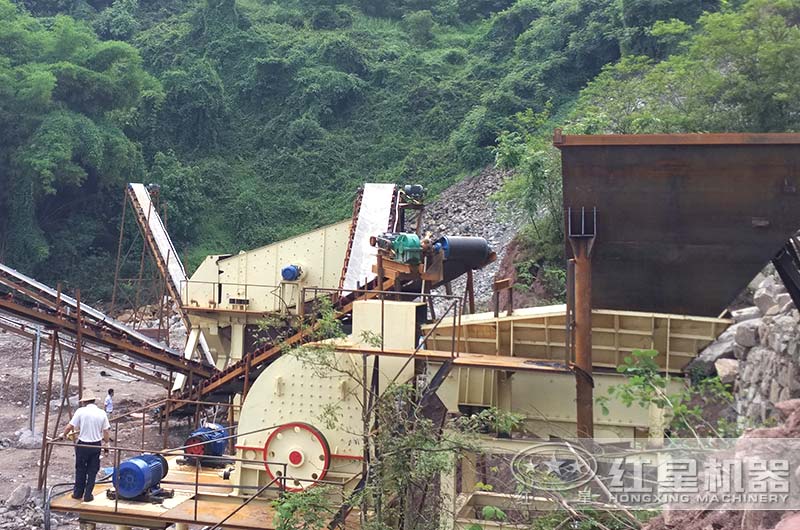 環(huán)錘式碎煤機(jī)生產(chǎn)現(xiàn)場(chǎng)