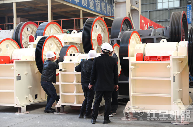 顎式破碎機(jī) 顎式破碎機(jī)